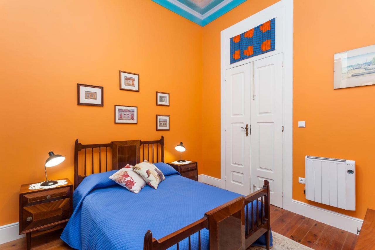 Vintage Balcony Guesthouse Ovar Bagian luar foto