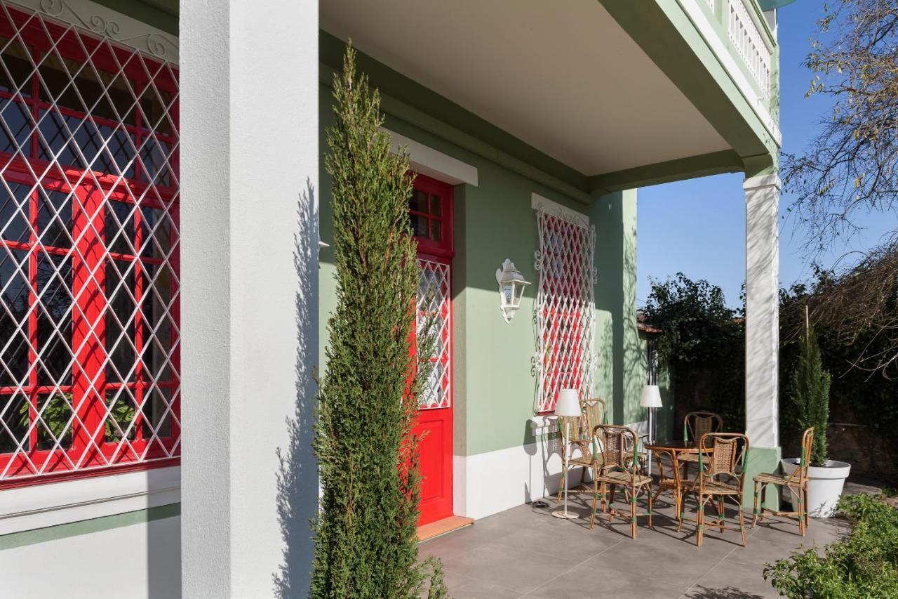 Vintage Balcony Guesthouse Ovar Bagian luar foto
