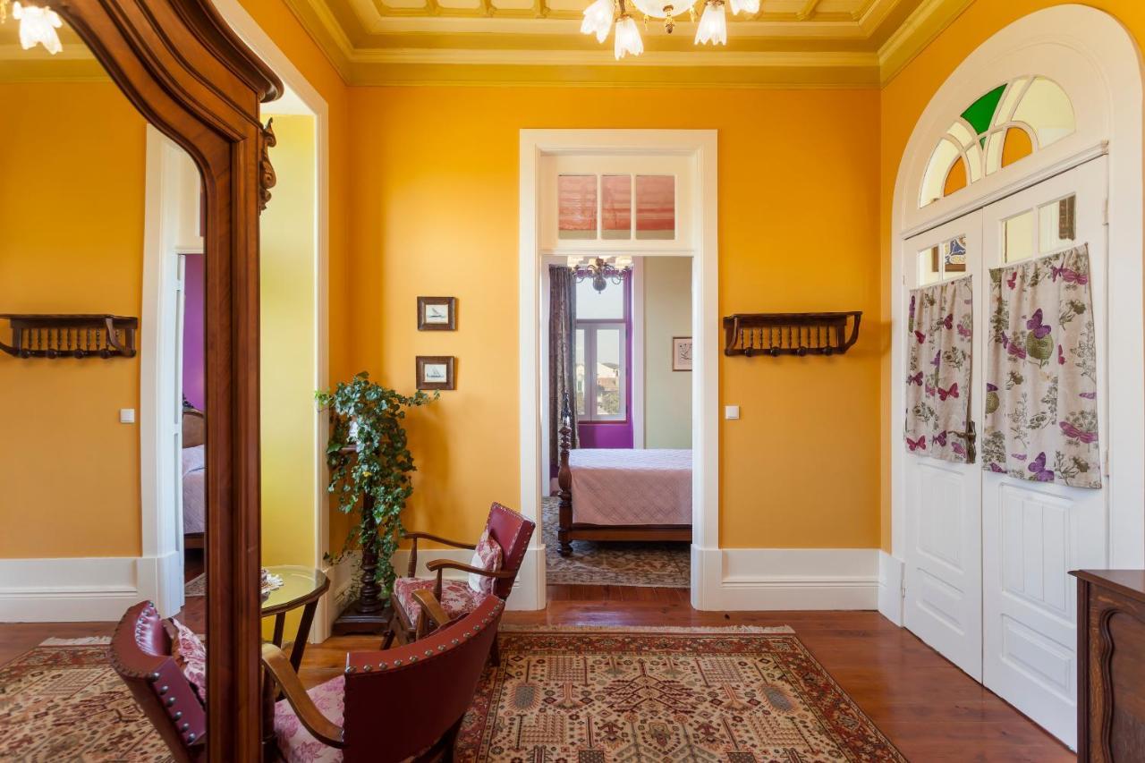 Vintage Balcony Guesthouse Ovar Bagian luar foto