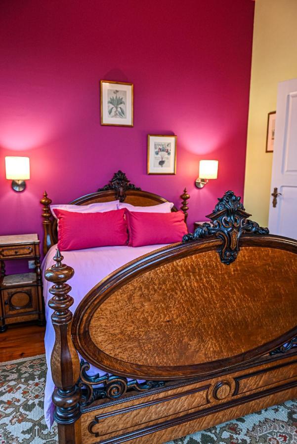 Vintage Balcony Guesthouse Ovar Bagian luar foto