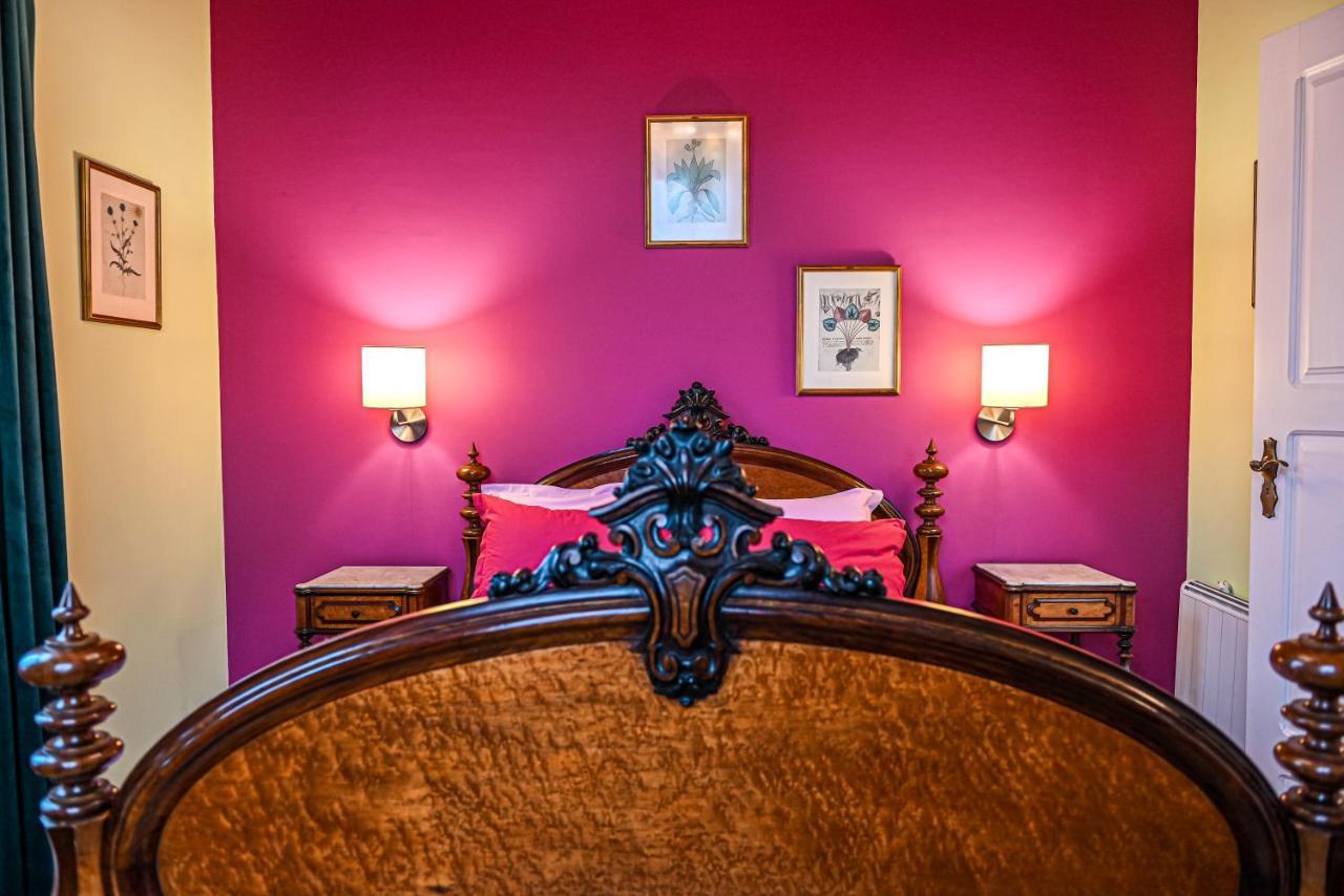 Vintage Balcony Guesthouse Ovar Bagian luar foto