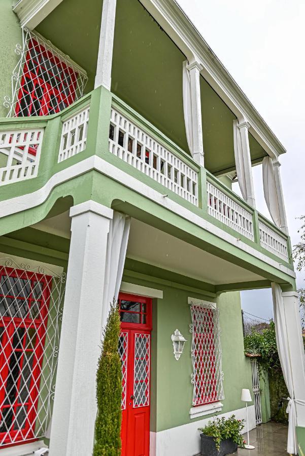 Vintage Balcony Guesthouse Ovar Bagian luar foto